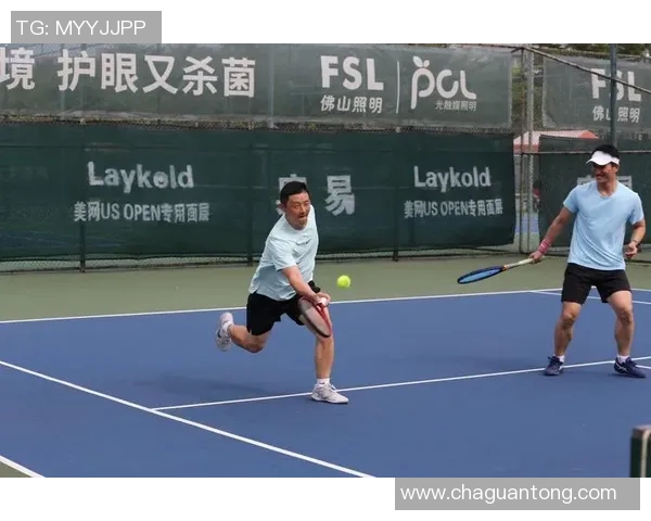 广州网球队的团队协作揭秘：网球巨献背后的默契与拼搏精神